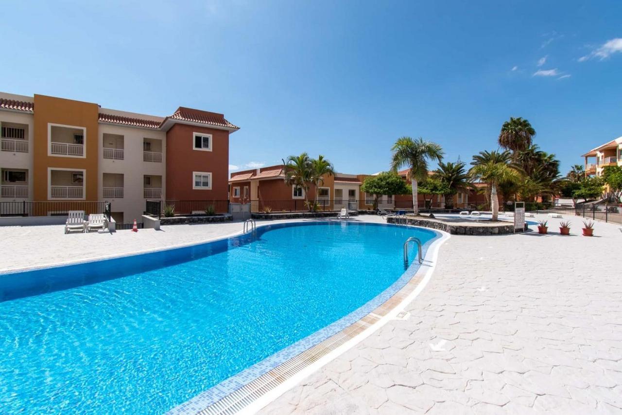 Sunset - 2 Bedroom Apartment Адехе Экстерьер фото