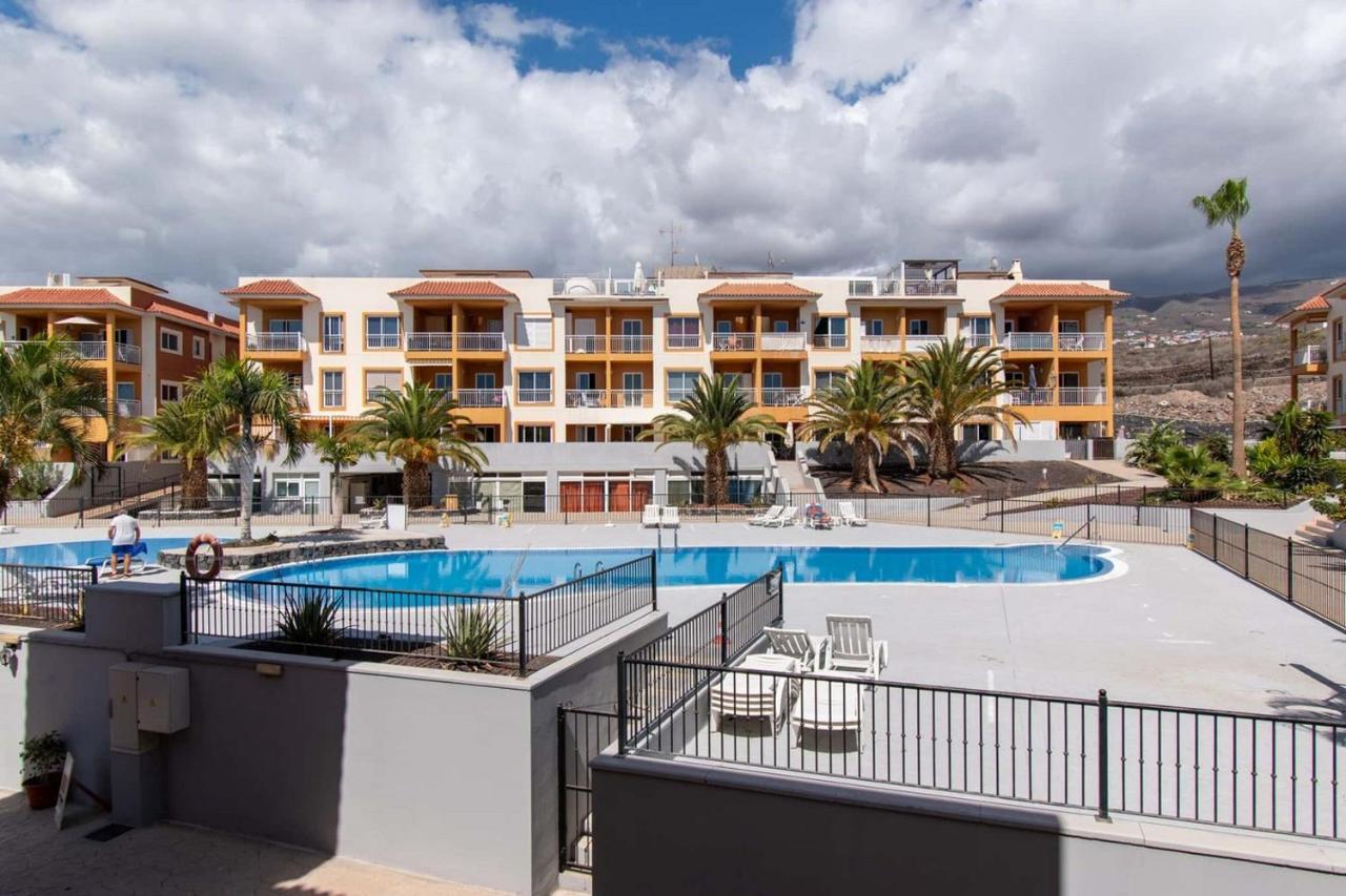 Sunset - 2 Bedroom Apartment Адехе Экстерьер фото