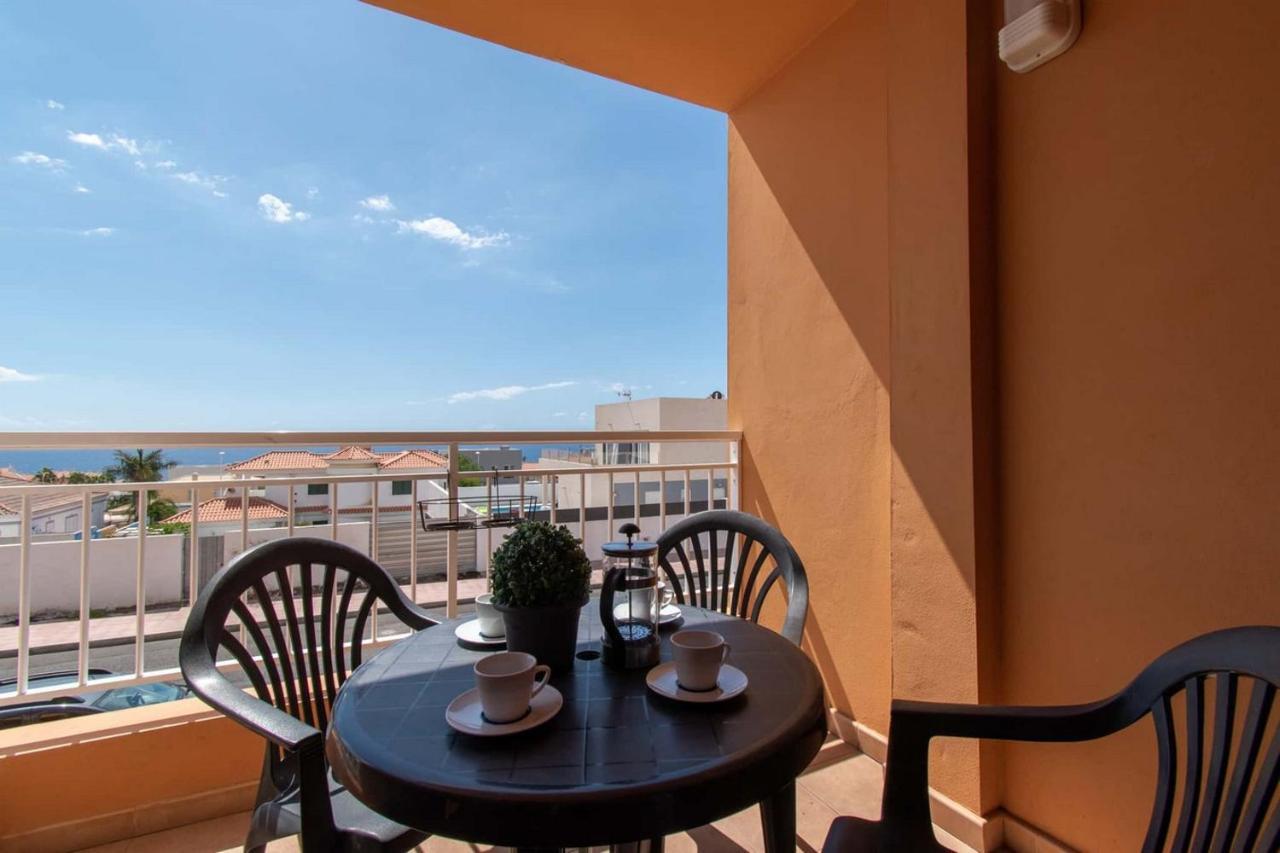 Sunset - 2 Bedroom Apartment Адехе Экстерьер фото