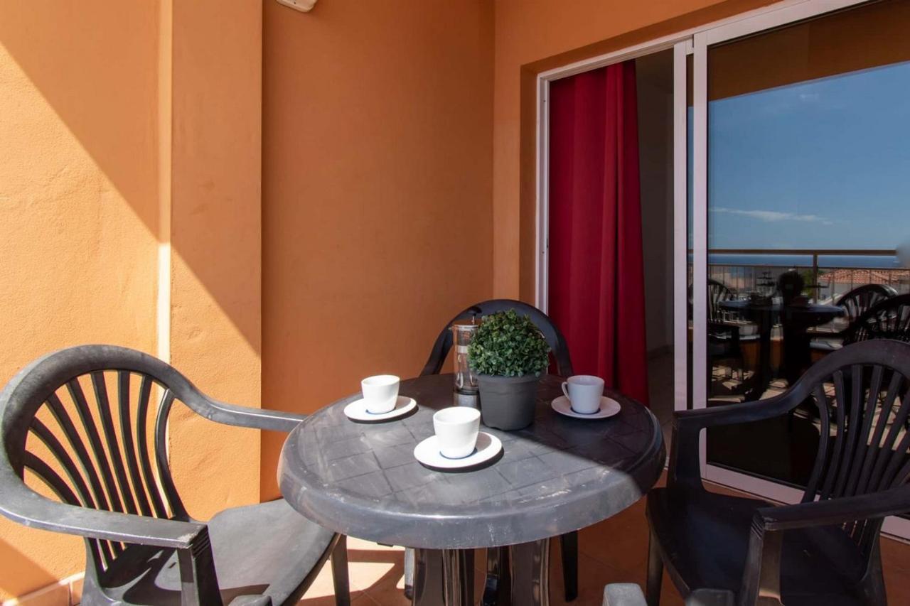 Sunset - 2 Bedroom Apartment Адехе Экстерьер фото